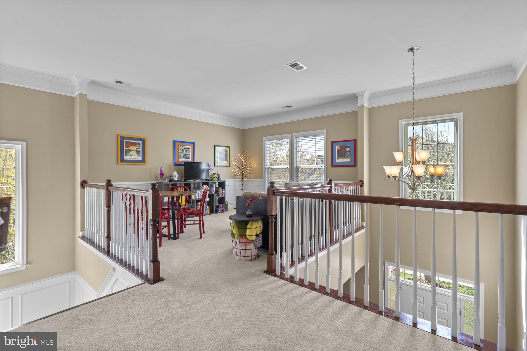 LAKEWOOD HILLS - Residential