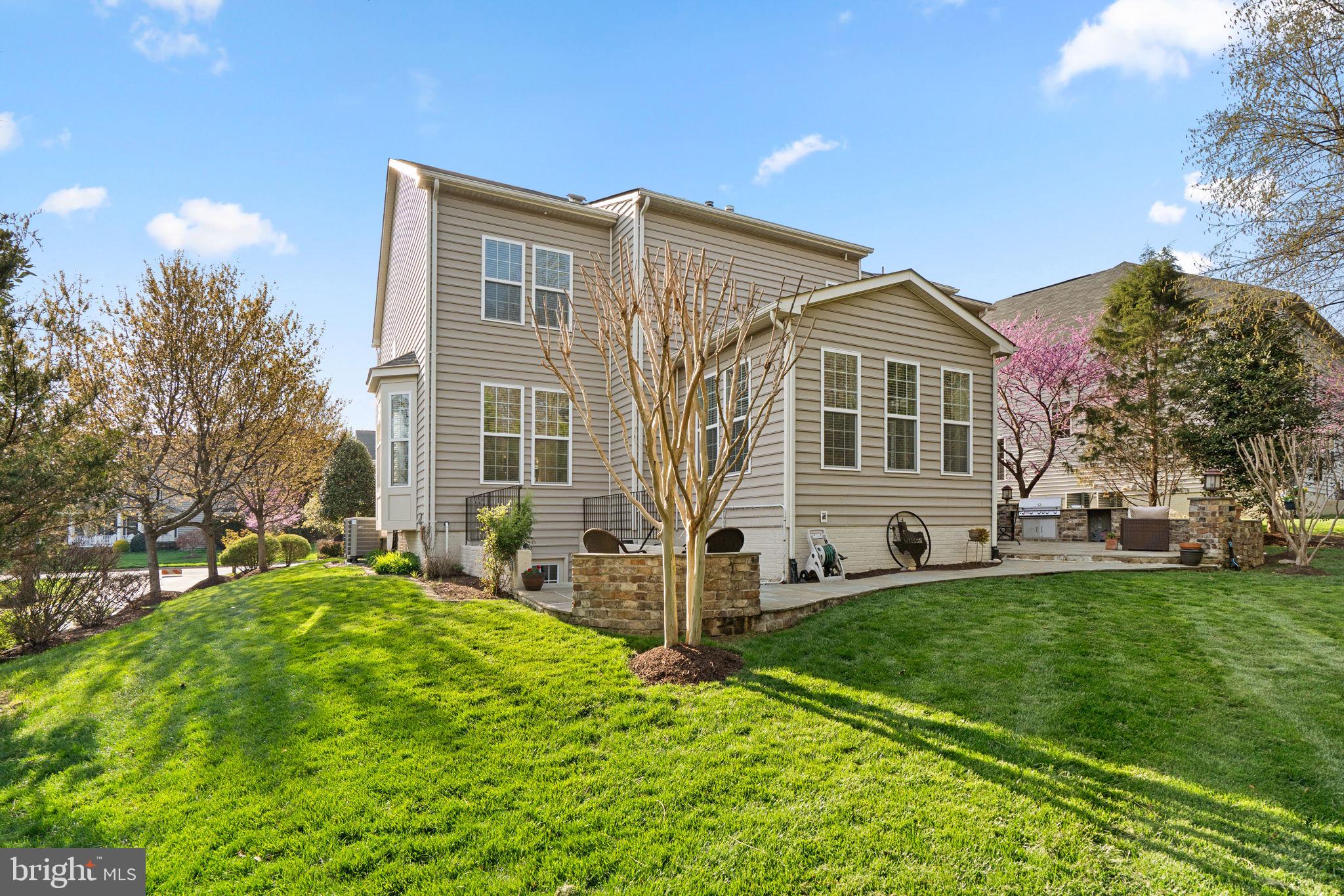 LAKEWOOD HILLS - Residential