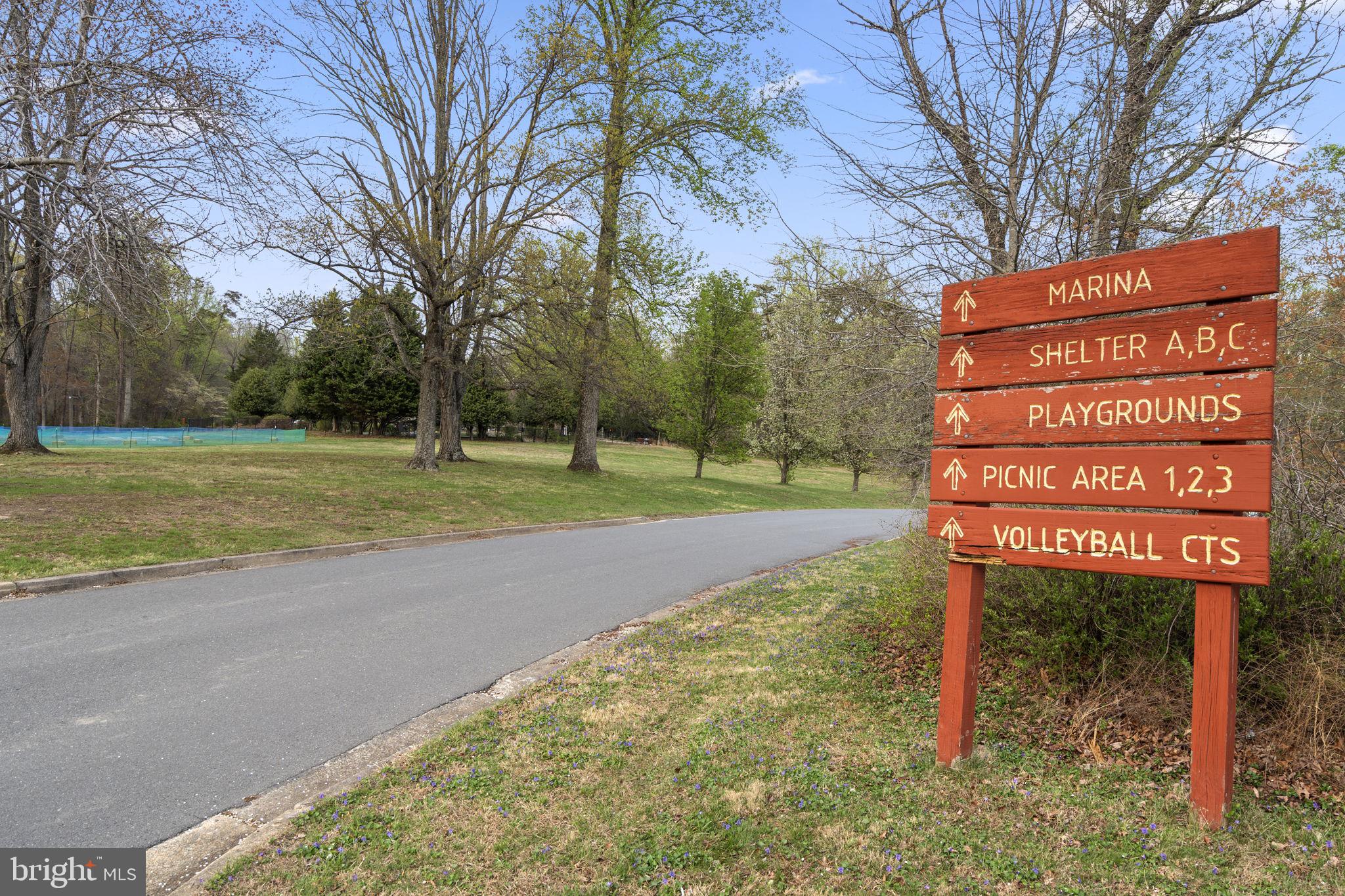 LAKEWOOD HILLS - Residential