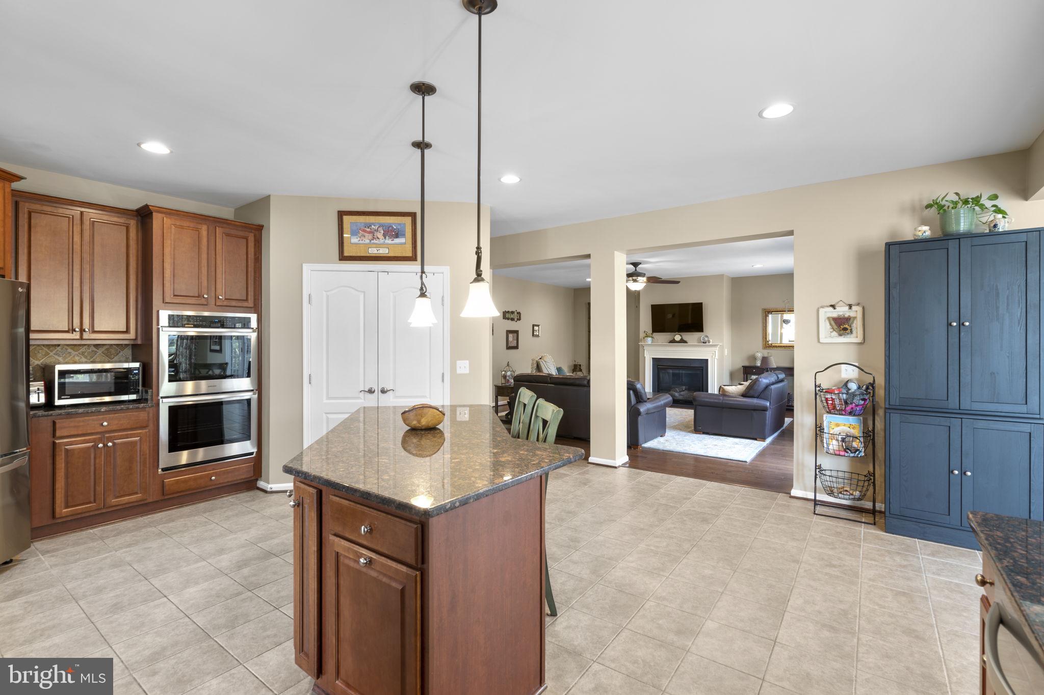 LAKEWOOD HILLS - Residential