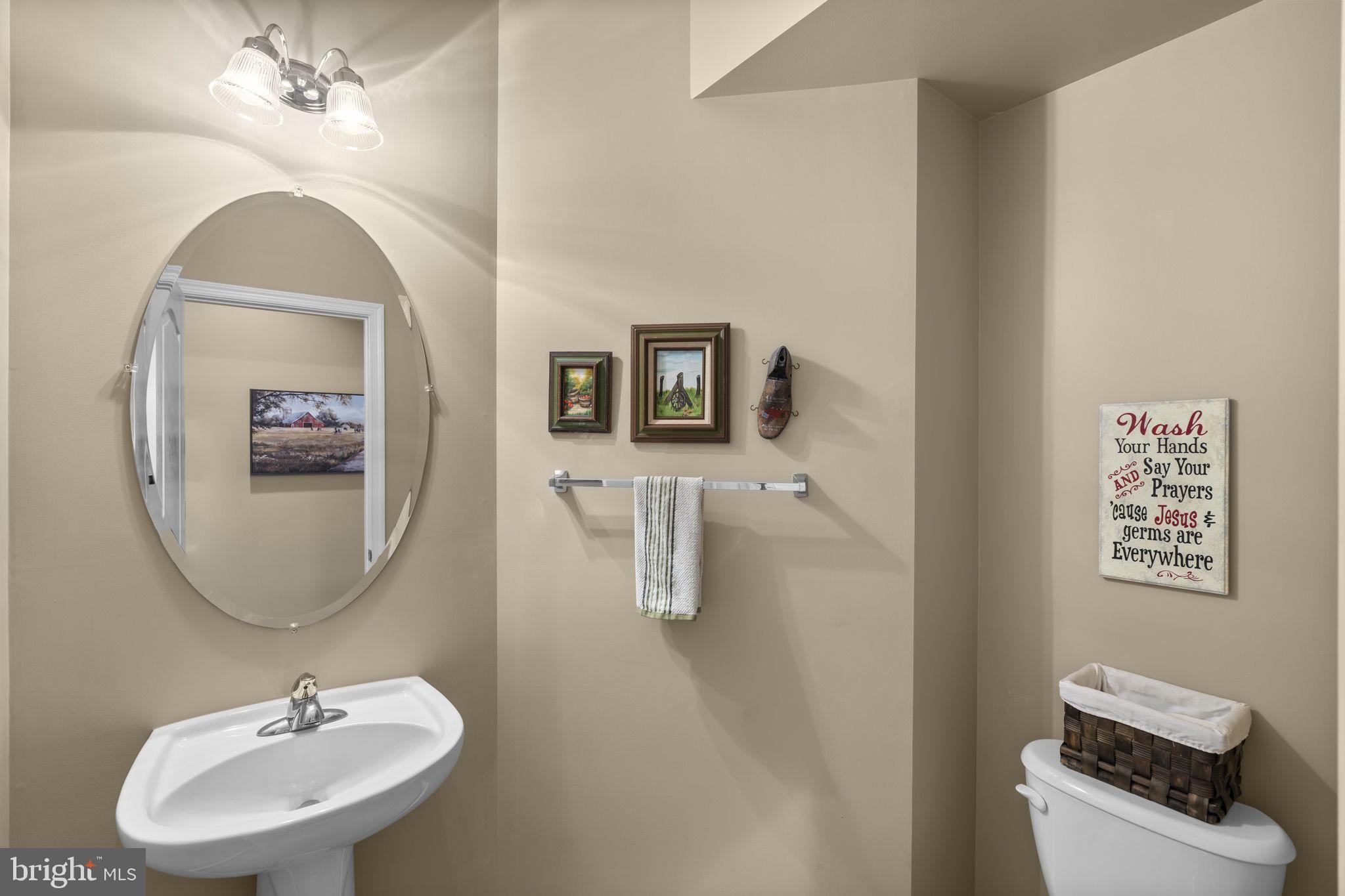 LAKEWOOD HILLS - Residential