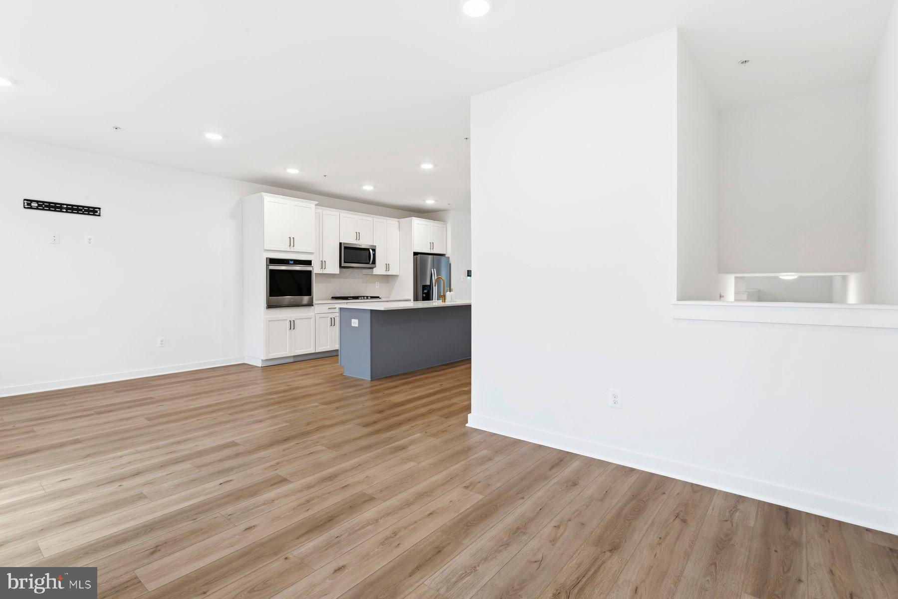 SOUTHLAKE - Residential Lease