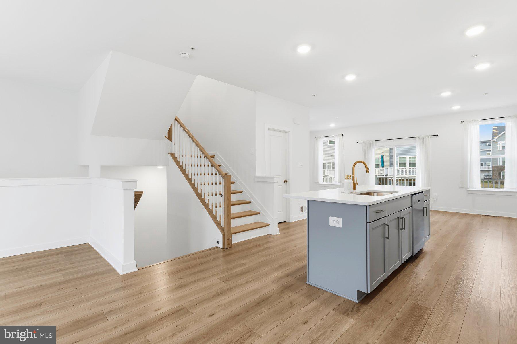 SOUTHLAKE - Residential Lease