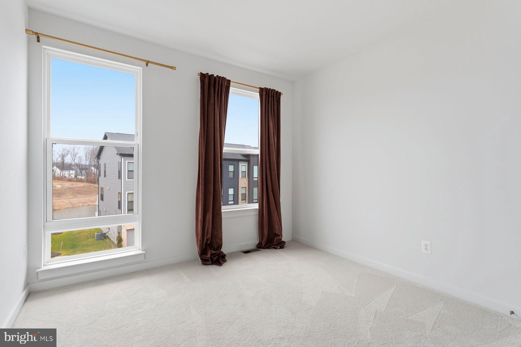 SOUTHLAKE - Residential Lease