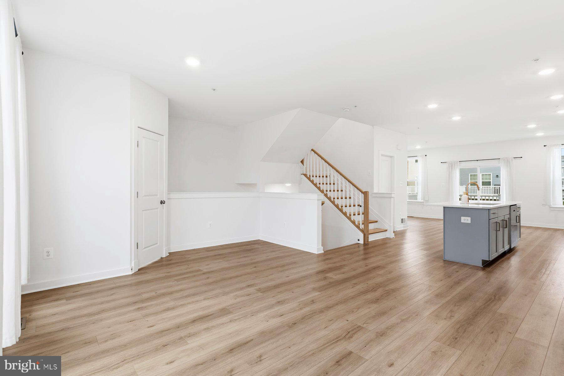 SOUTHLAKE - Residential Lease