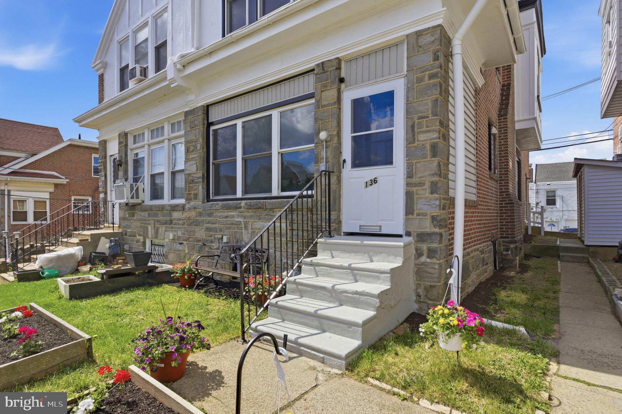 SOUTH HILLS PARK - Residential