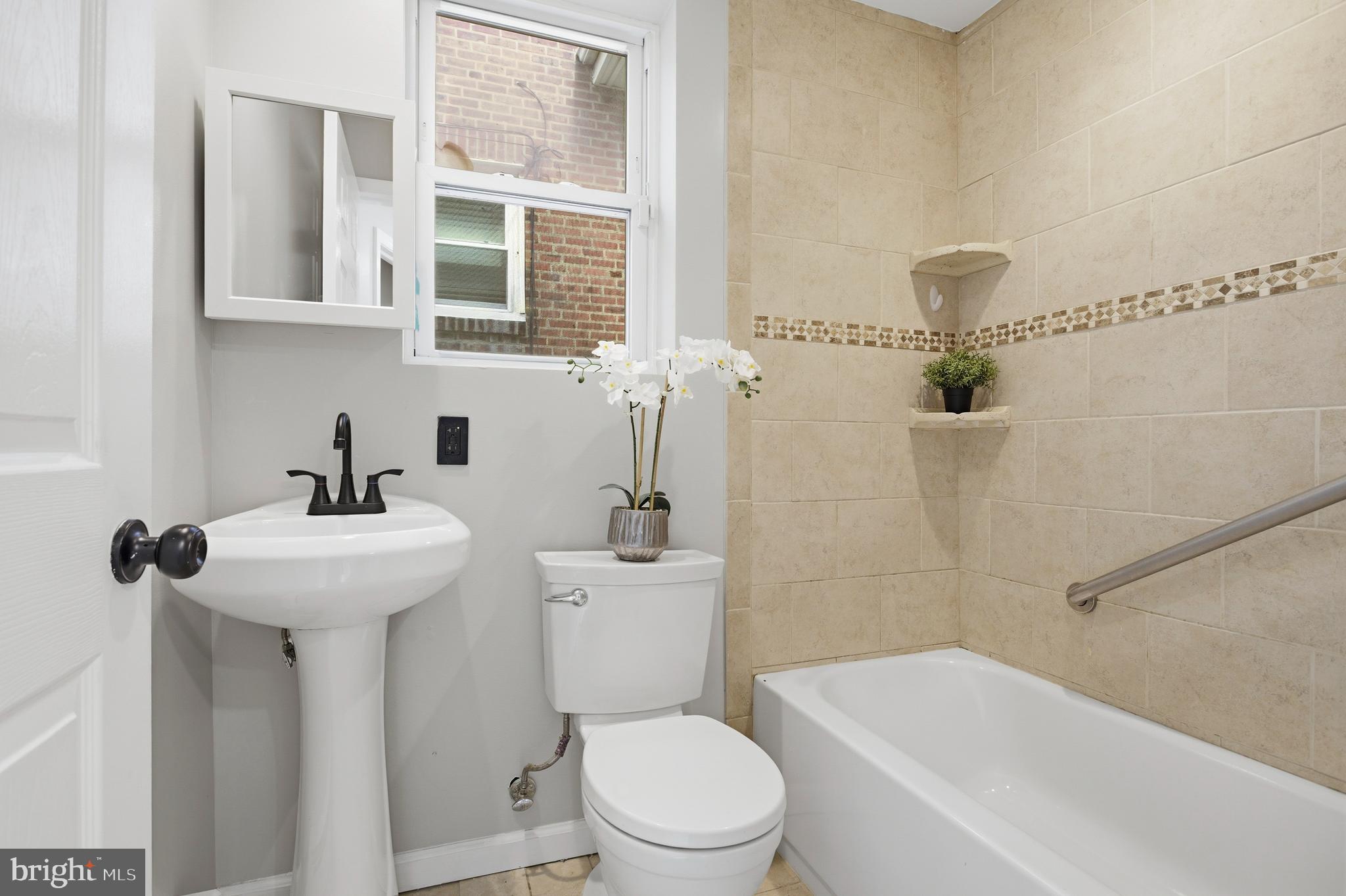 SOUTH HILLS PARK - Residential