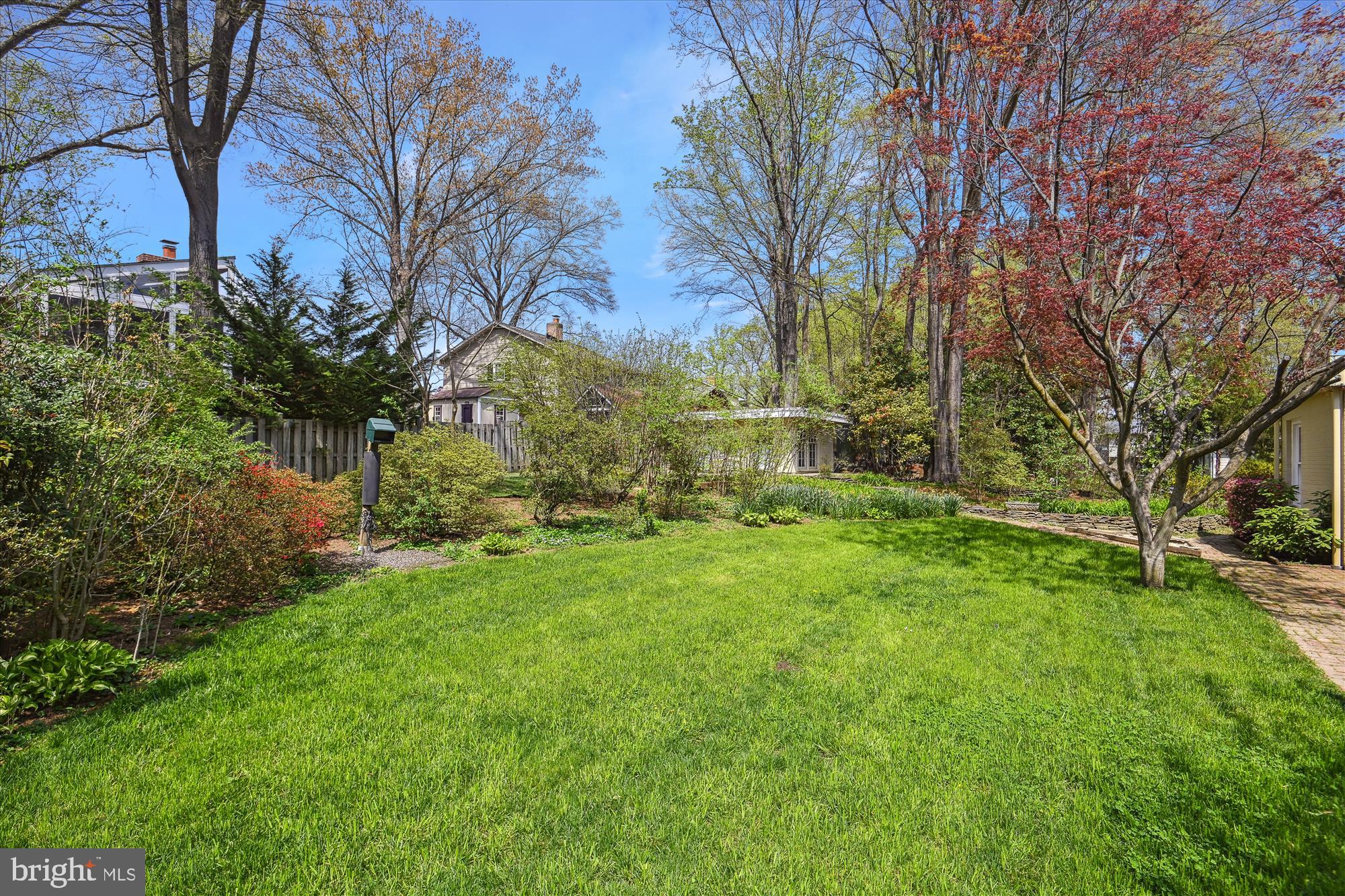 STRATFORD ON THE POTOMAC - Residential