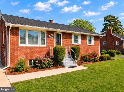 Homes For Sale - 5706 Camp Springs Avenue<br/> TEMPLE HILLS, MD 20748