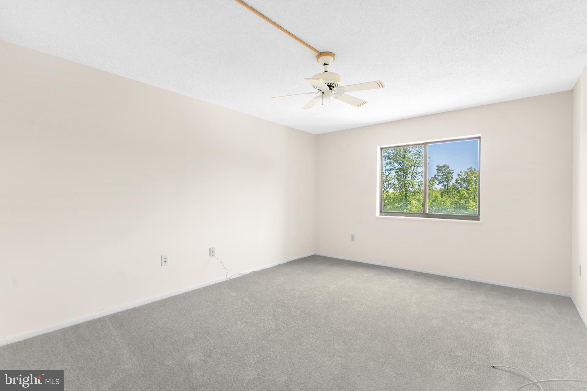 GREENS AT LEISURE WORLD - Residential