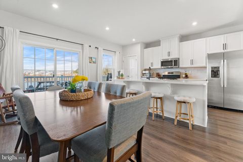 252 FREEDOM WAY SICKLERVILLE NJ 08081