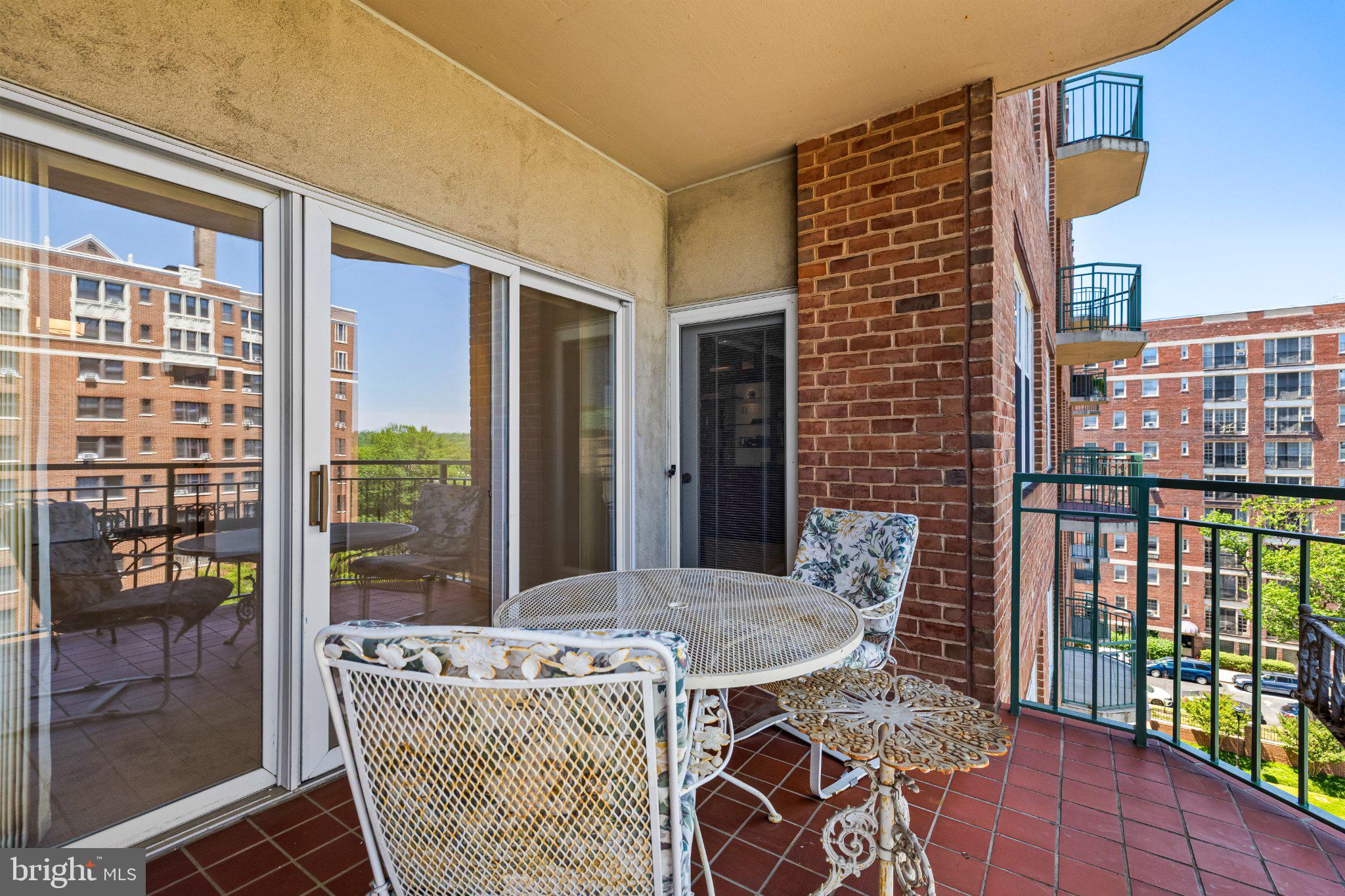 TUSCANY-CANTERBURY - Residential
