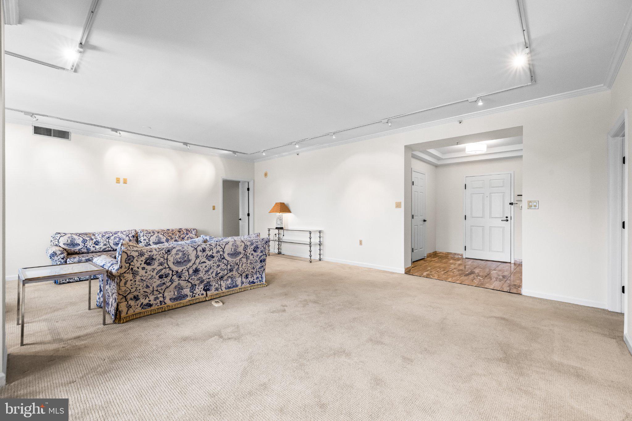 TUSCANY-CANTERBURY - Residential