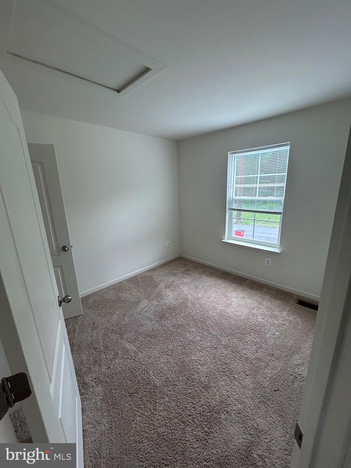 WHISPERING PINES - Residential Lease