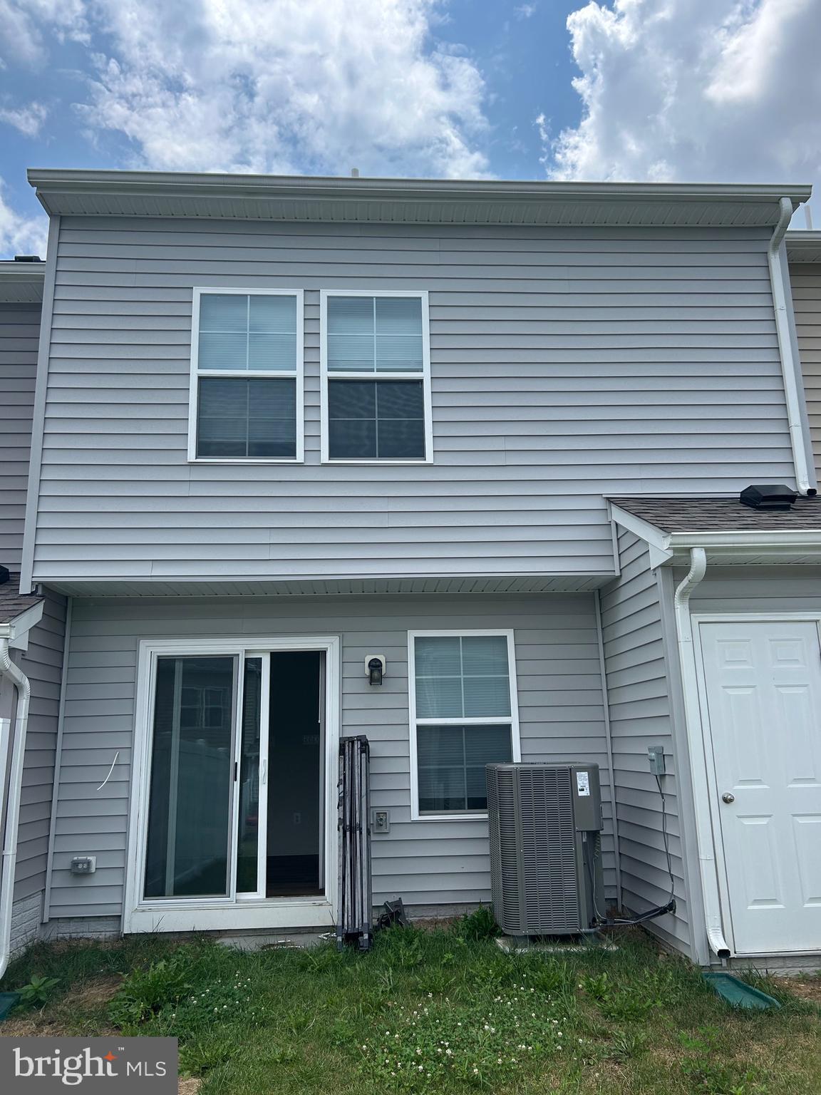 WHISPERING PINES - Residential Lease