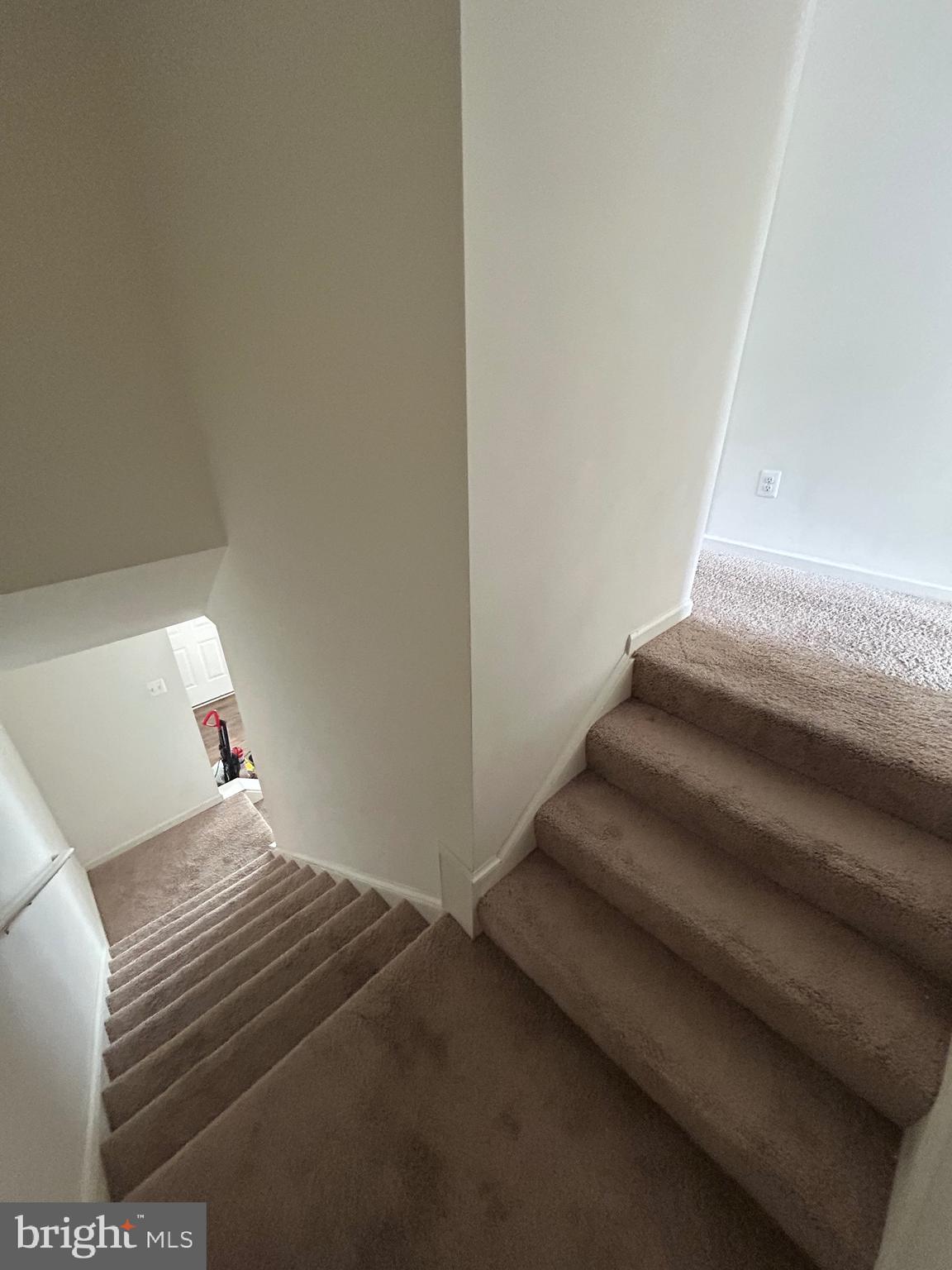 WHISPERING PINES - Residential Lease