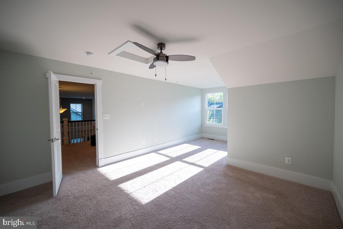 POTOMAC SHORES - Residential