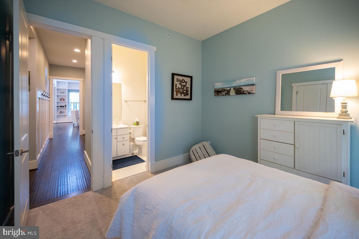 POTOMAC SHORES - Residential