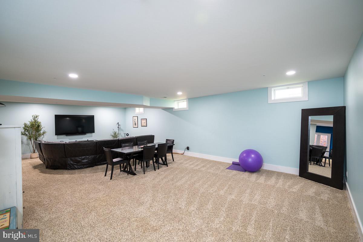 POTOMAC SHORES - Residential