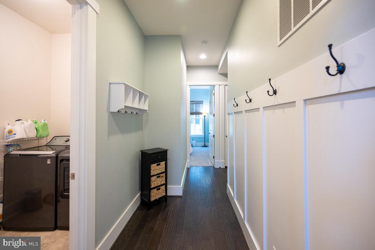 POTOMAC SHORES - Residential