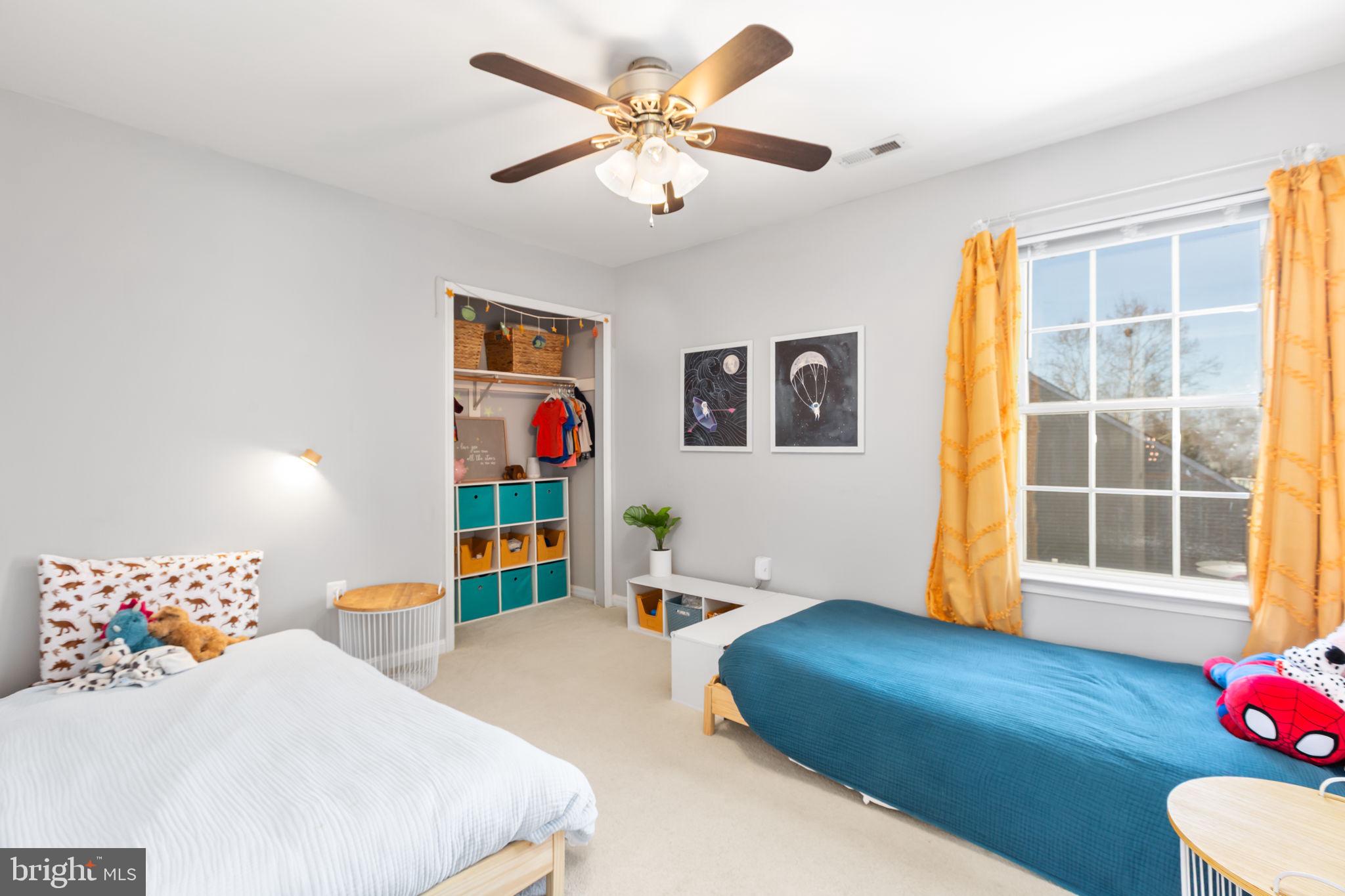 STAFFORD LAKES - Residential