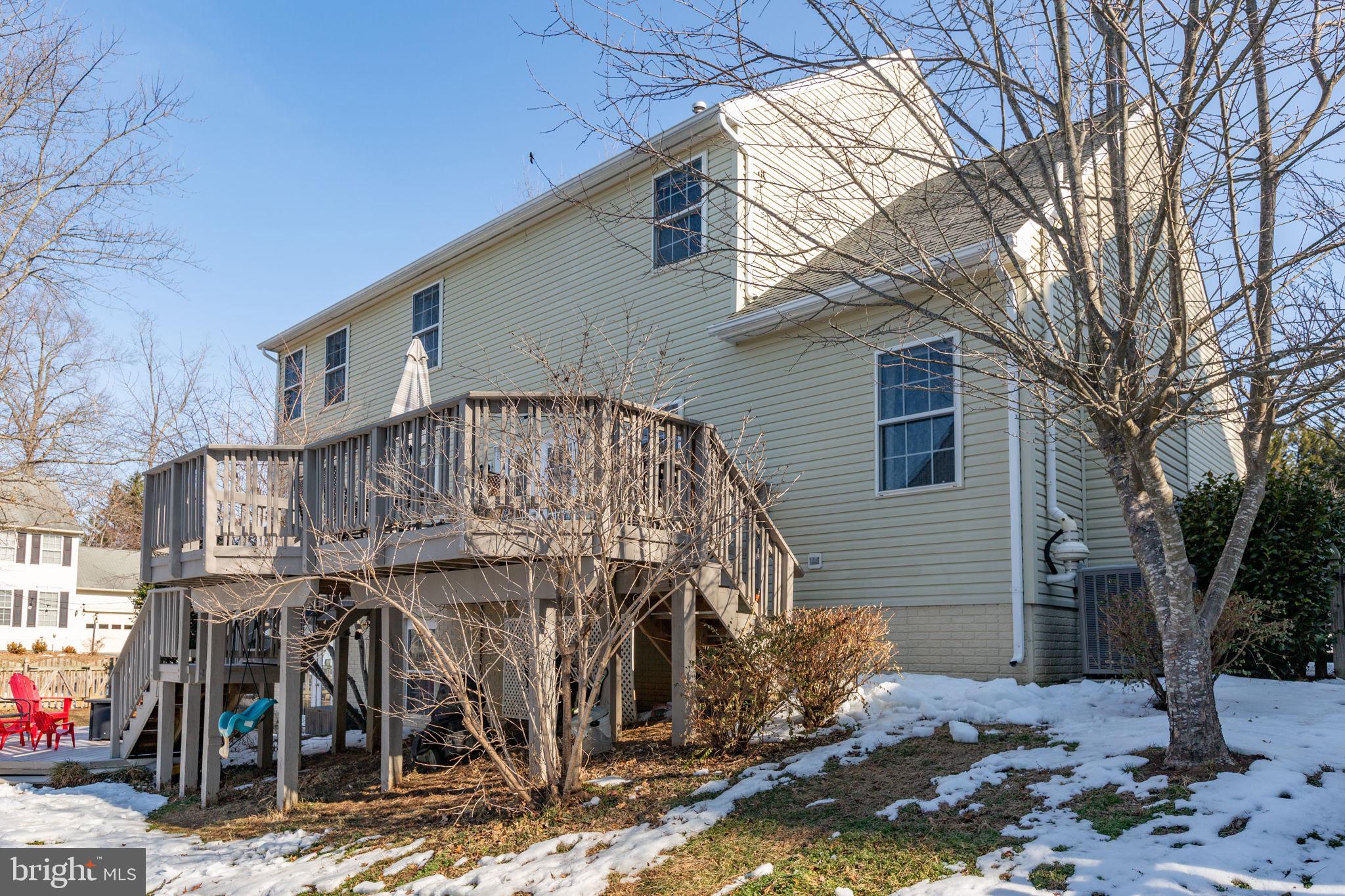 STAFFORD LAKES - Residential