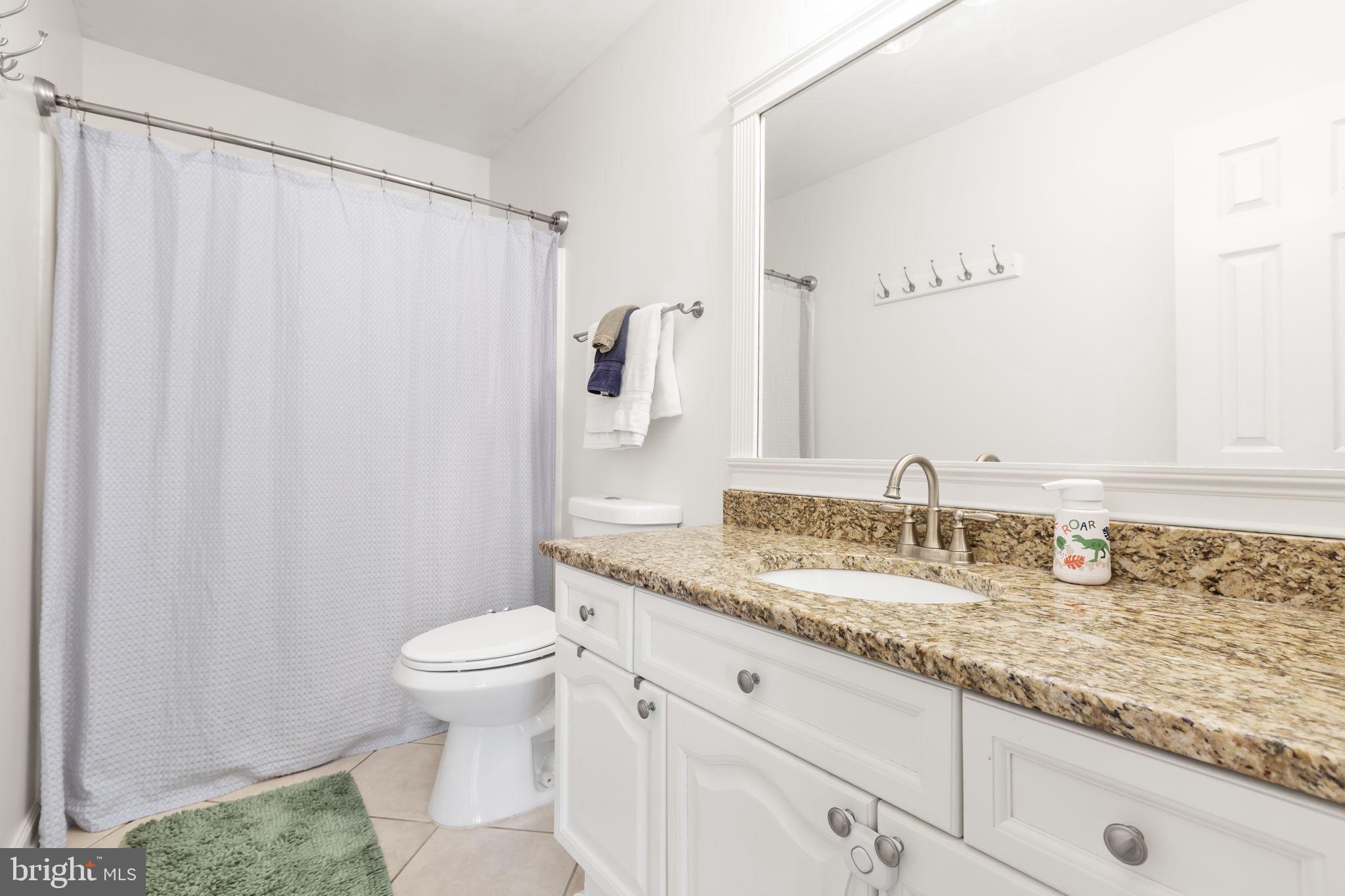 STAFFORD LAKES - Residential