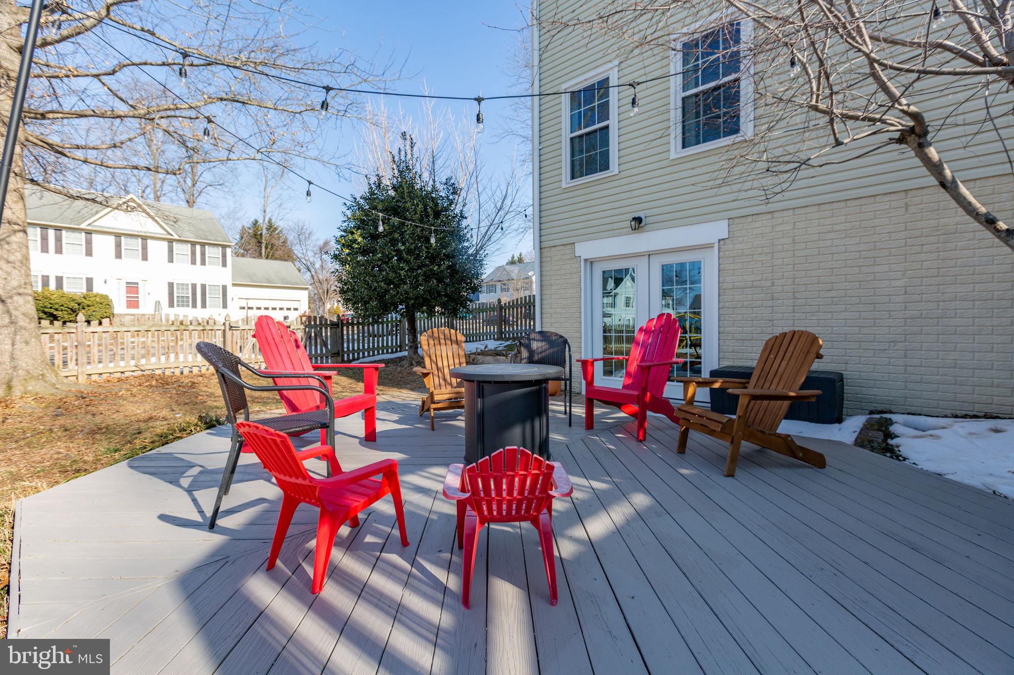 STAFFORD LAKES - Residential