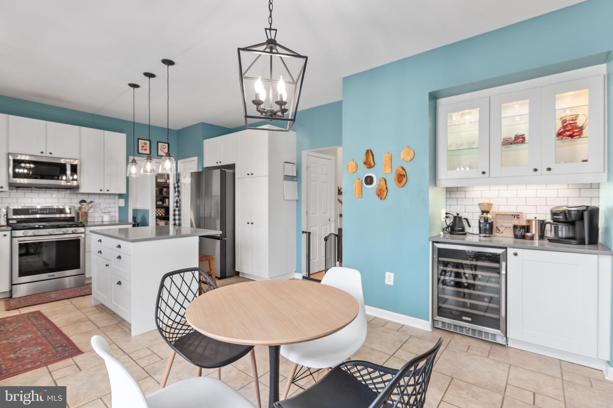 STAFFORD LAKES - Residential