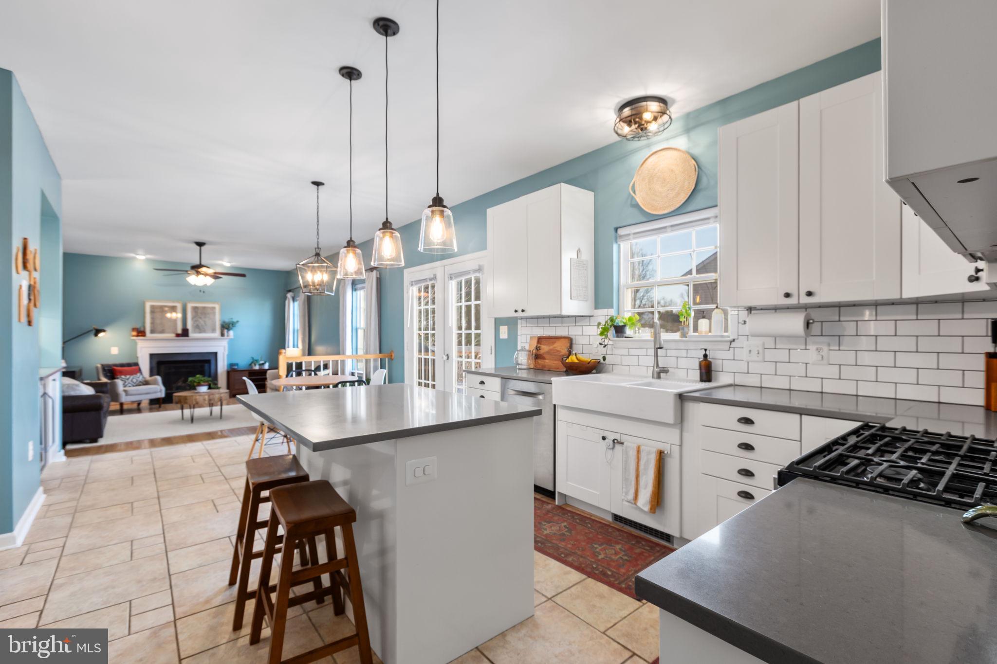 STAFFORD LAKES - Residential