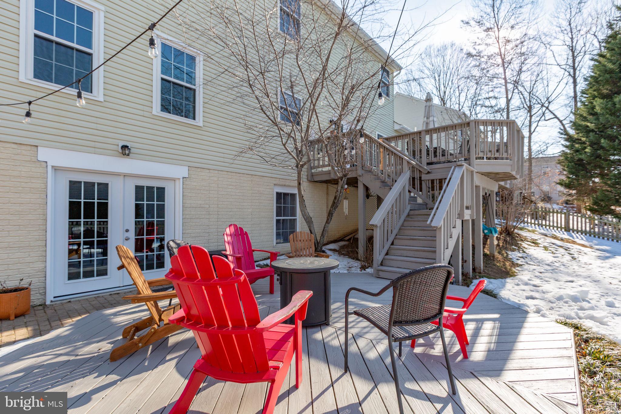 STAFFORD LAKES - Residential