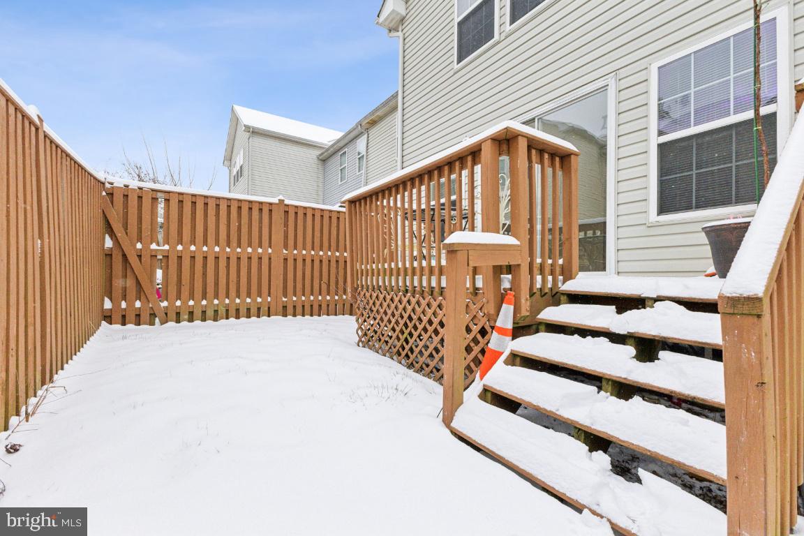 FAIRWAYS AT STONEBRIDGE - Residential