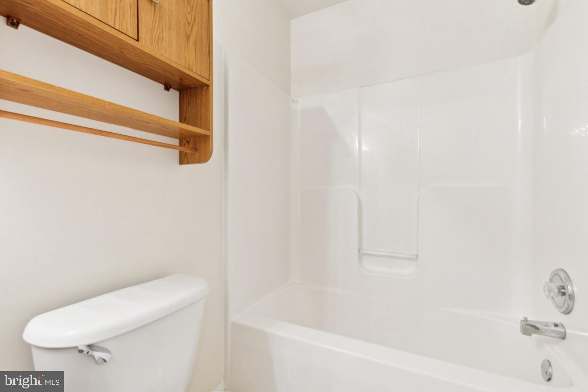 FAIRWAYS AT STONEBRIDGE - Residential