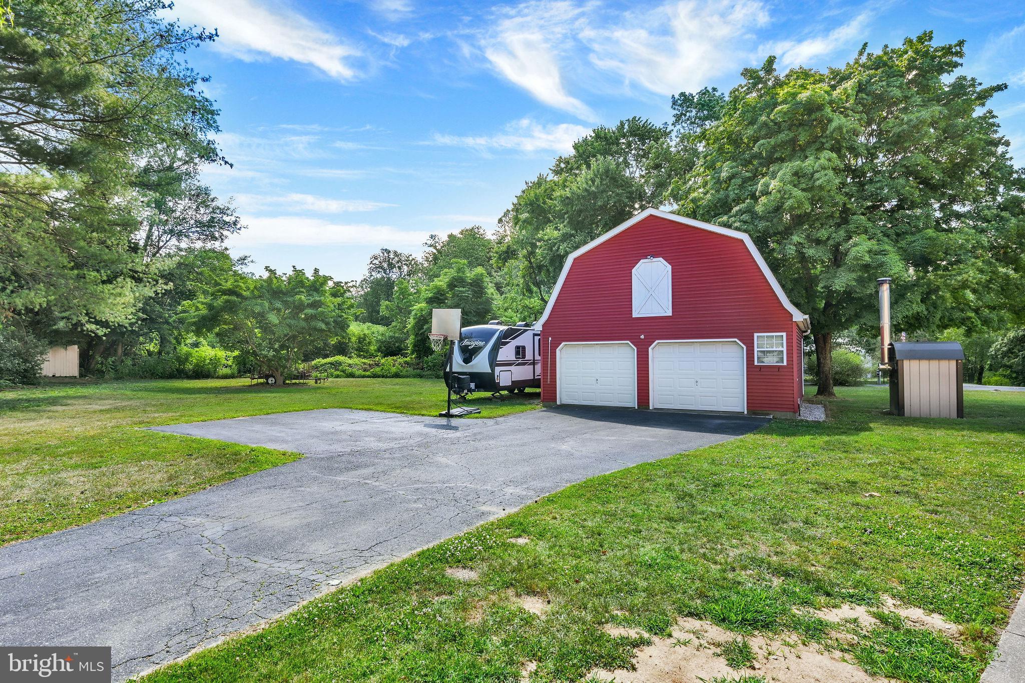 38 TINA DRIVE
