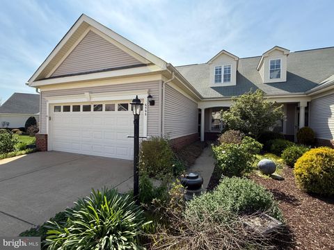 Photo of 6595 Alderwood Way, GAINESVILLE, VA 20155 (MLS # VAPW2112878)