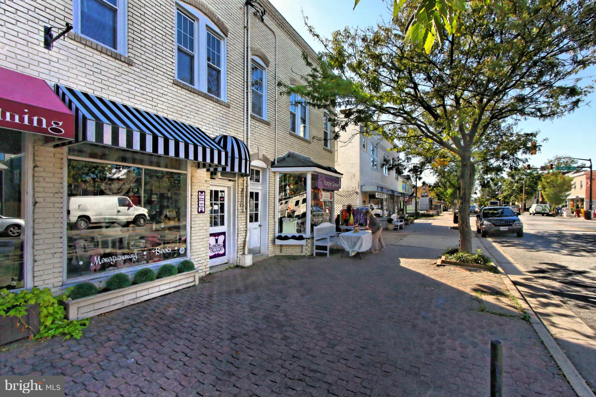 DEL RAY - Residential