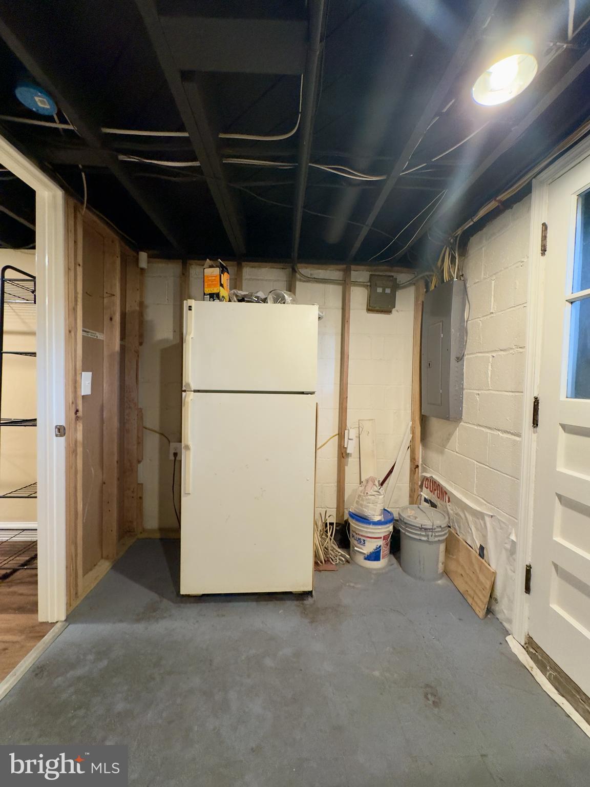 GREEKTOWN - Residential Lease