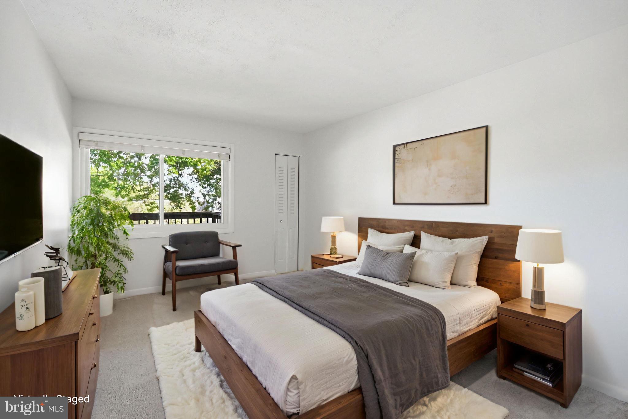 WEST SPRING - Residential