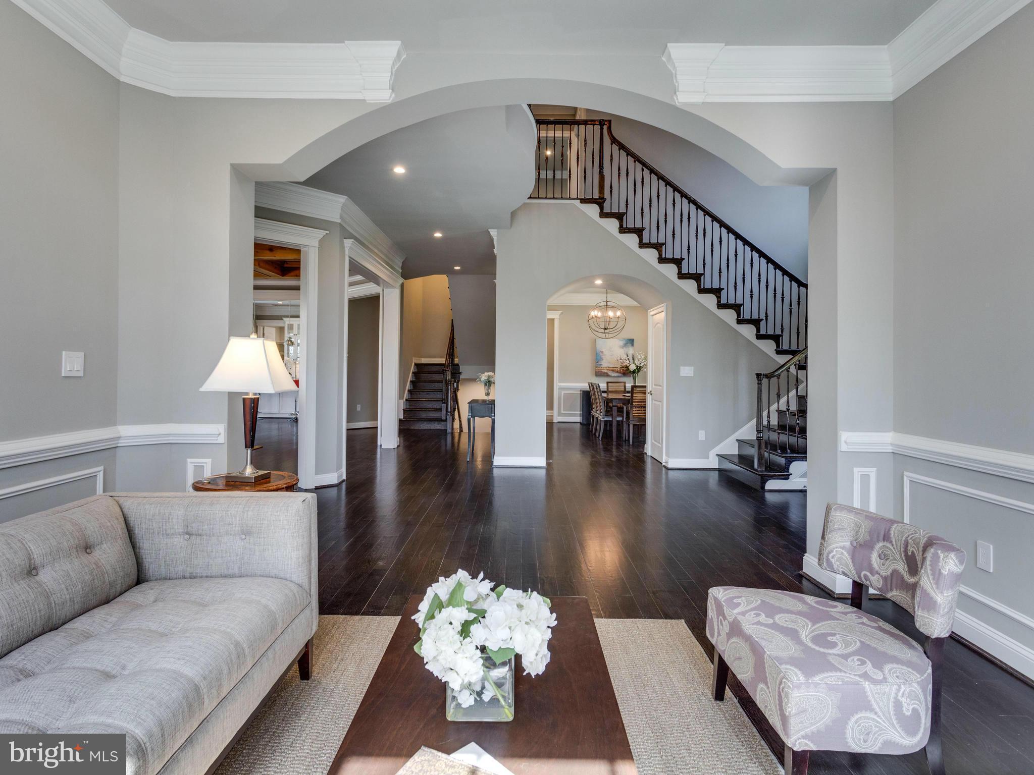 FAIRFAX ACRES - Residential