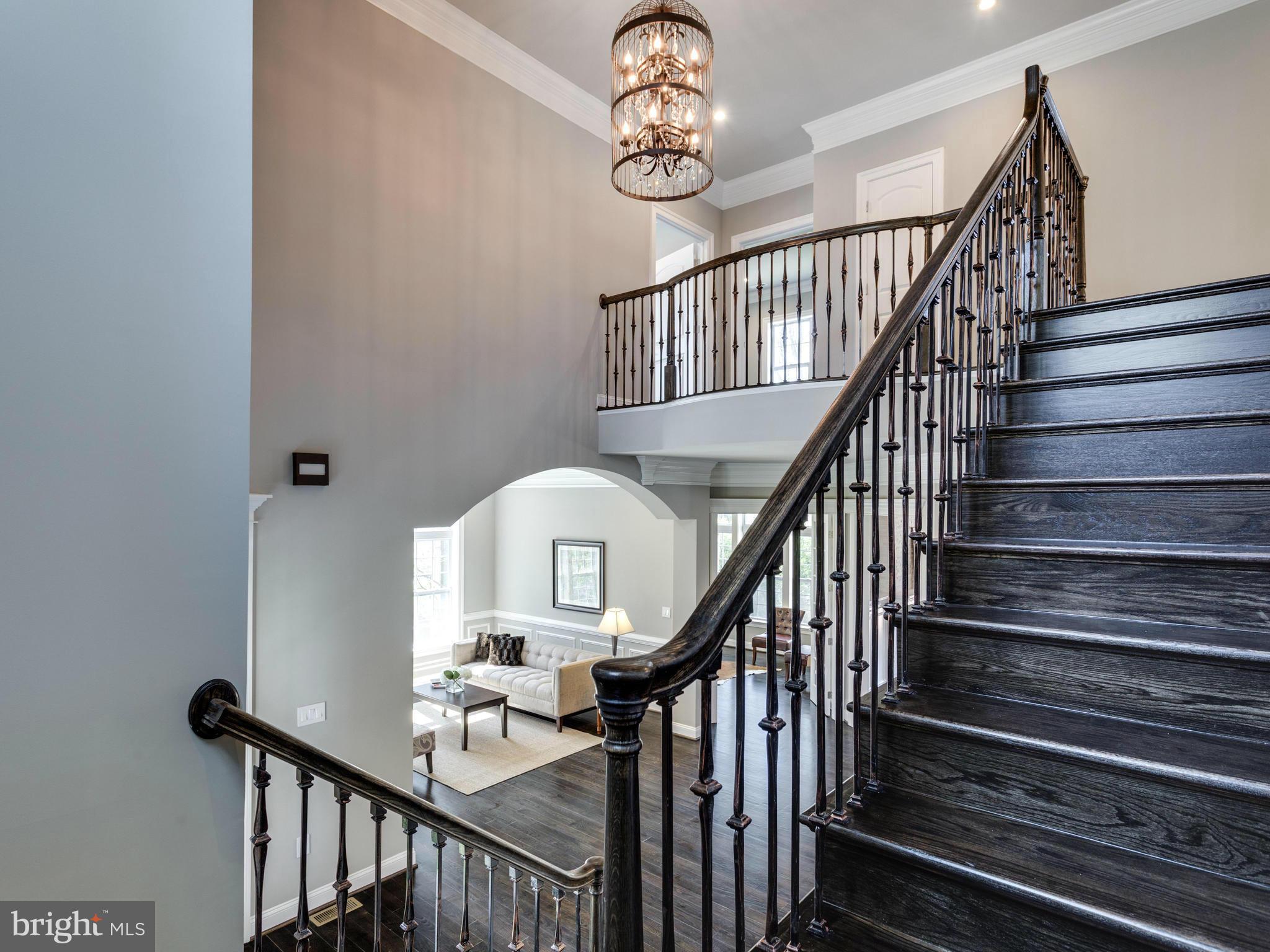 FAIRFAX ACRES - Residential