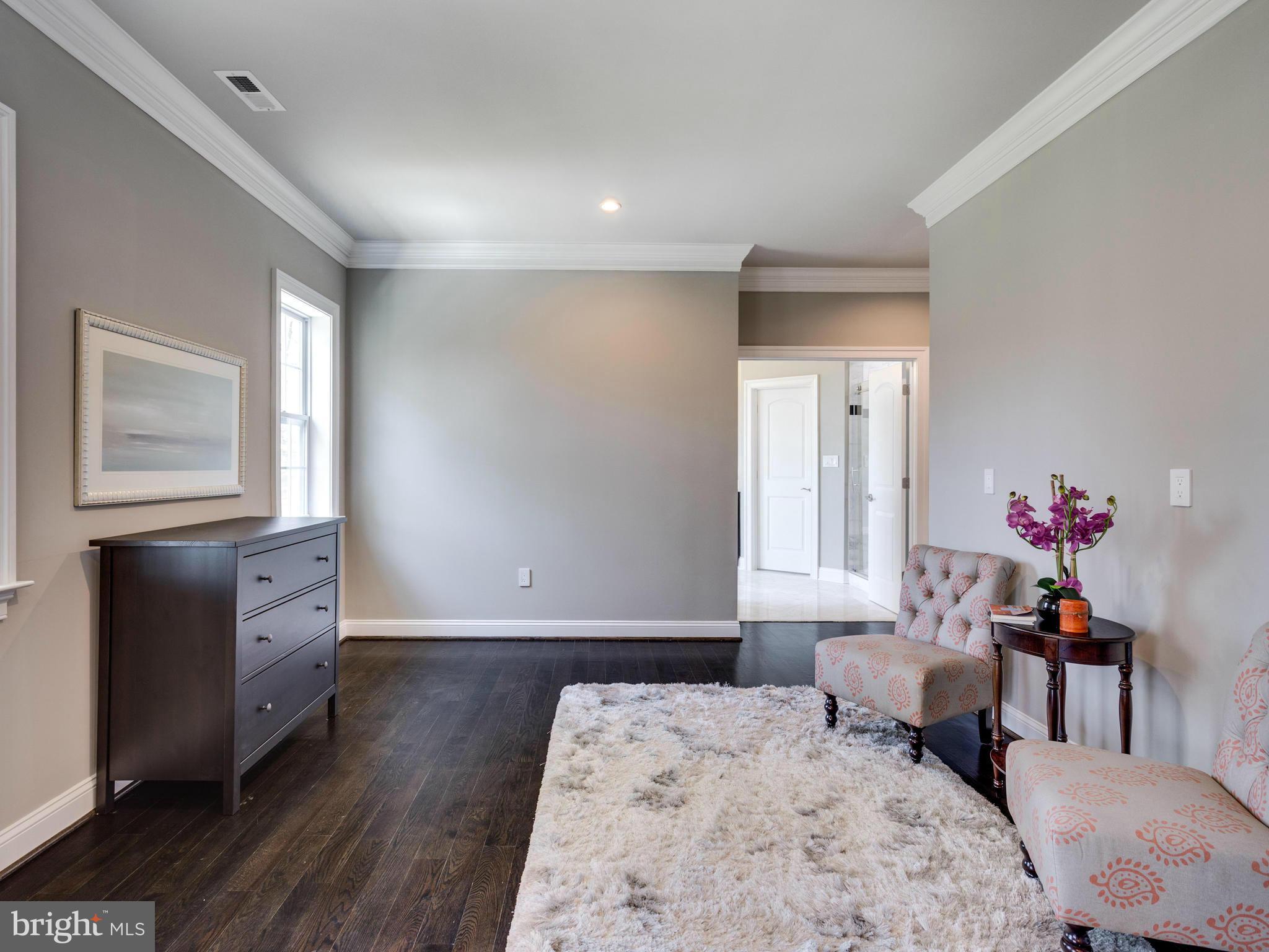 FAIRFAX ACRES - Residential