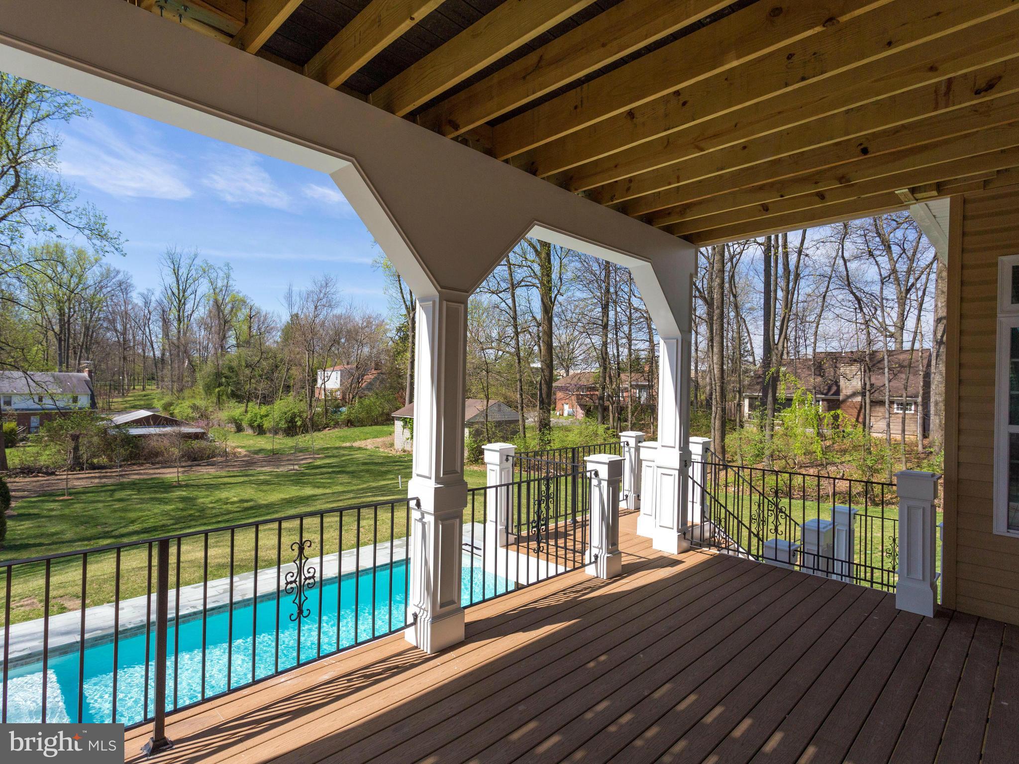 FAIRFAX ACRES - Residential