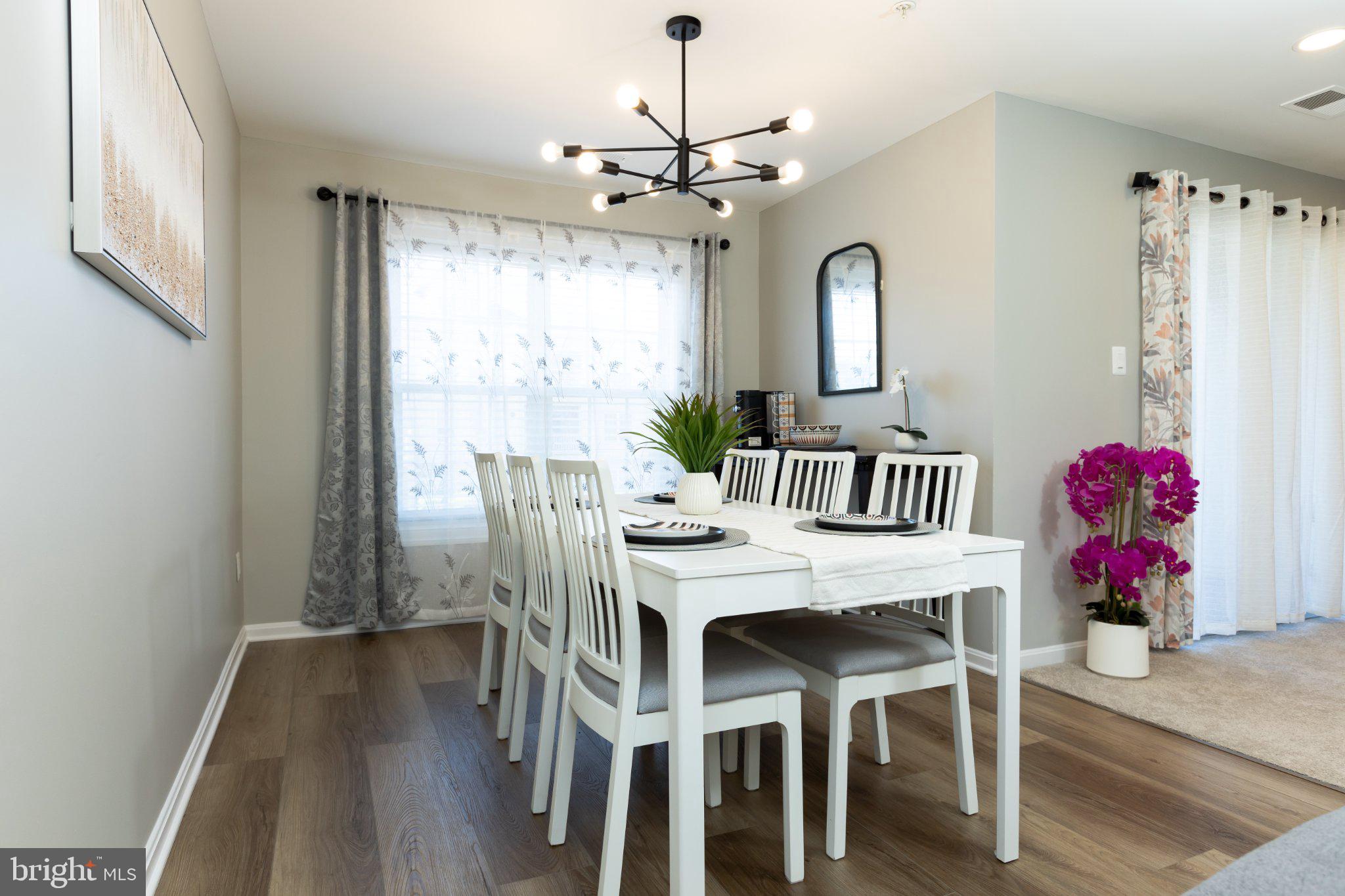 GATEWAY OVERLOOK - Residential