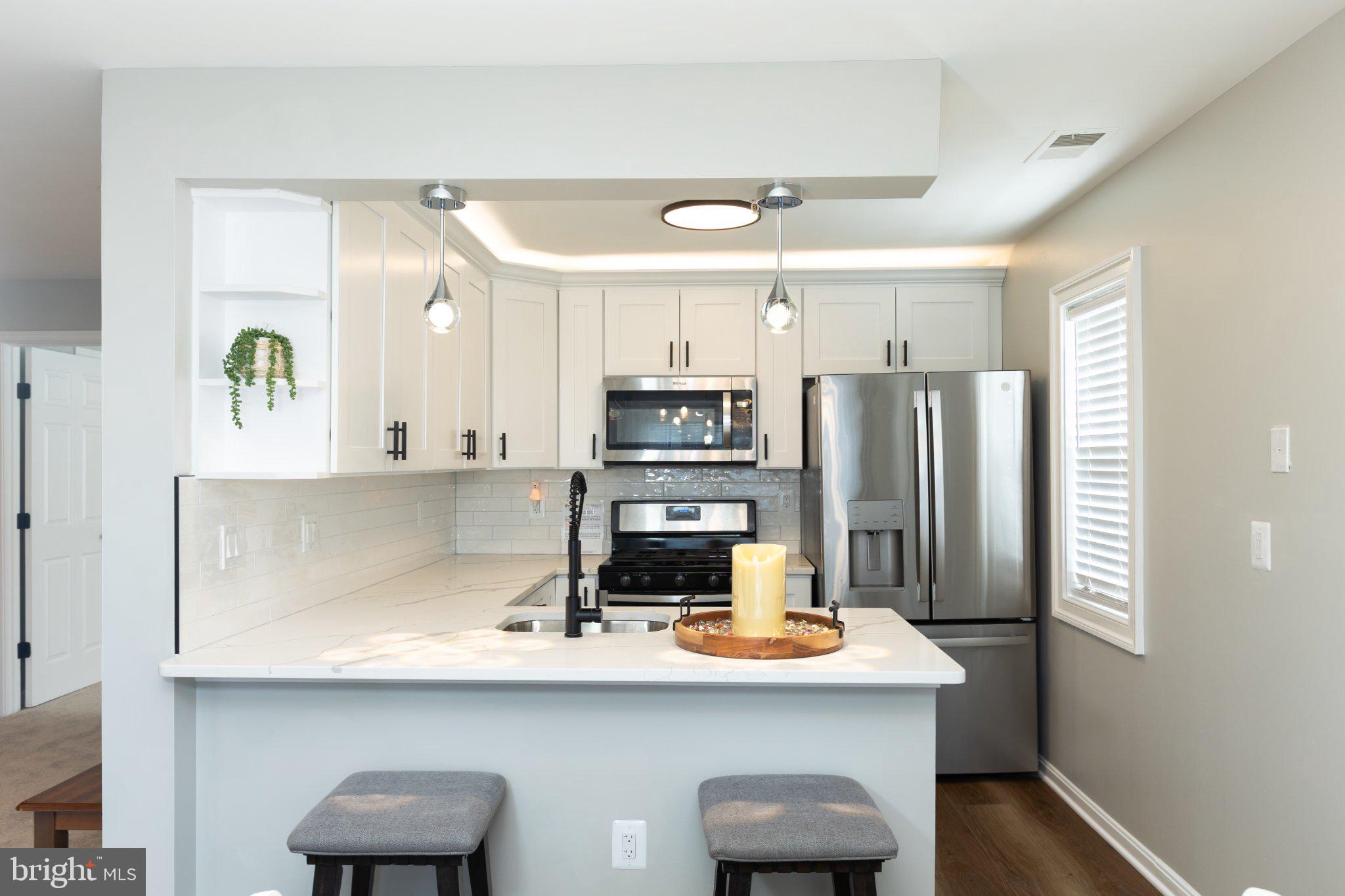 GATEWAY OVERLOOK - Residential