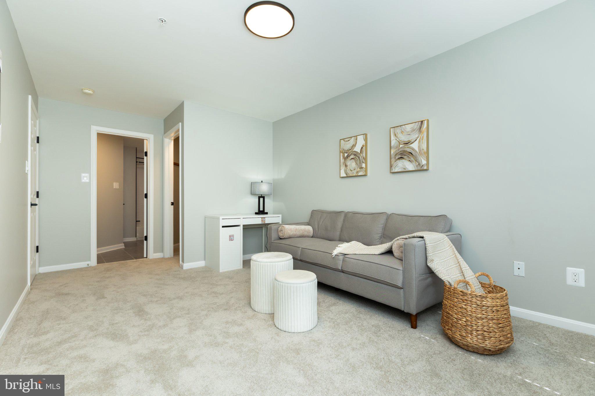 GATEWAY OVERLOOK - Residential