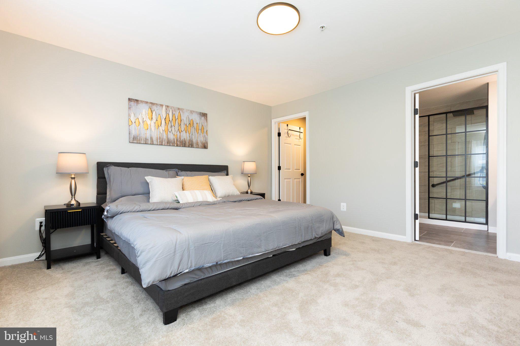 GATEWAY OVERLOOK - Residential