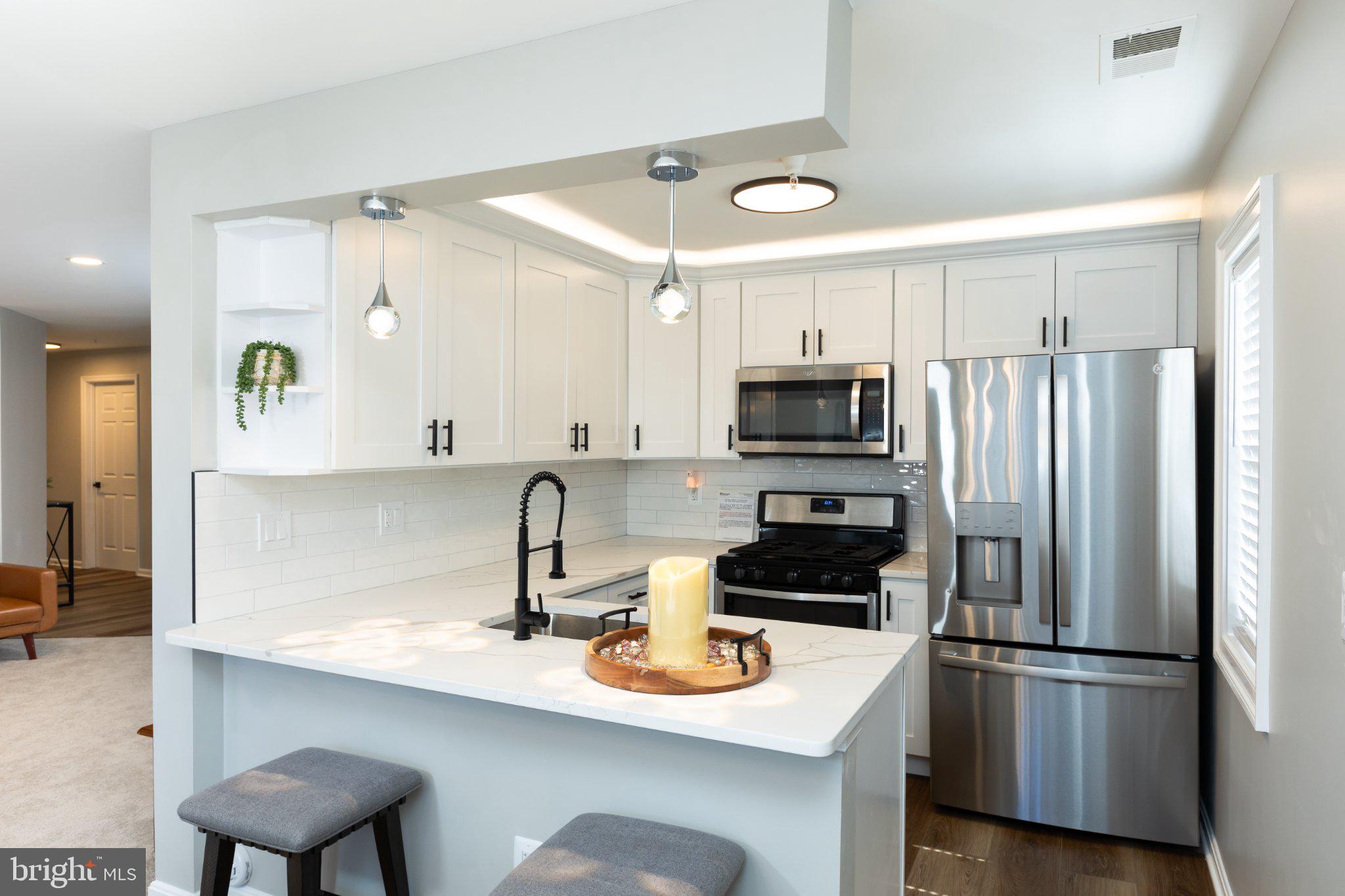 GATEWAY OVERLOOK - Residential