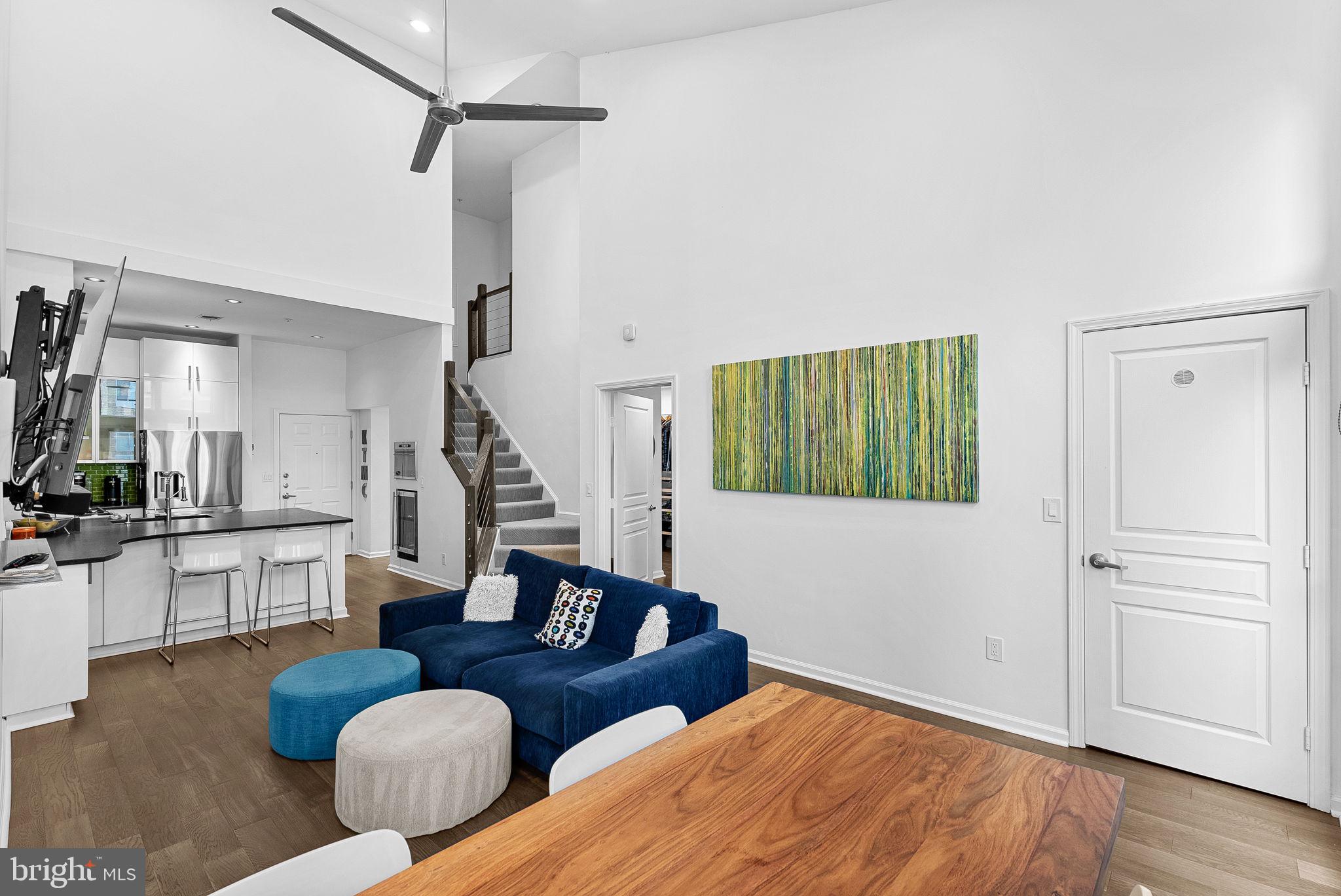 SAVOY AT RESTON TOWN CENTER - Residential