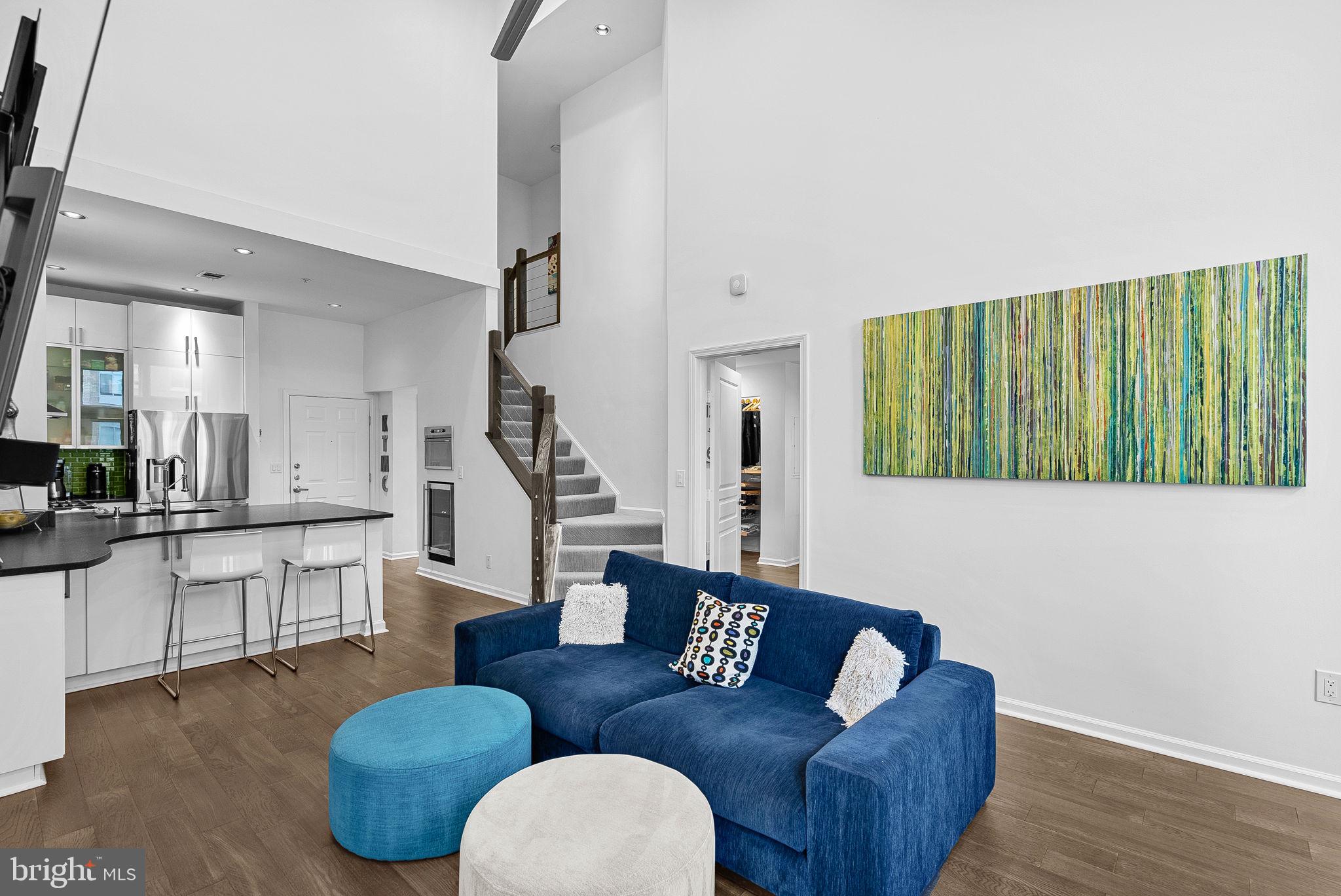 SAVOY AT RESTON TOWN CENTER - Residential