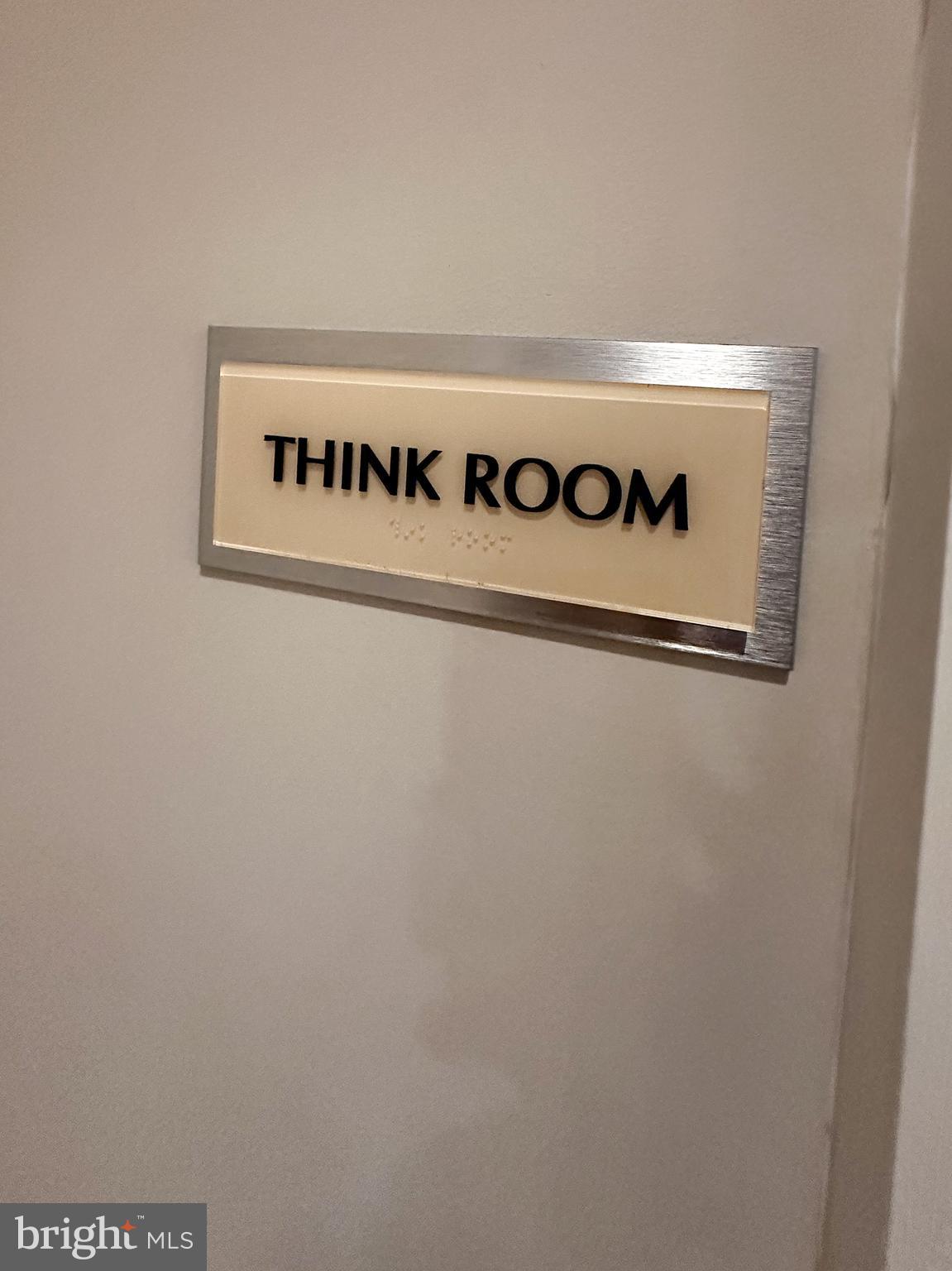 SAVOY AT RESTON TOWN CENTER - Residential